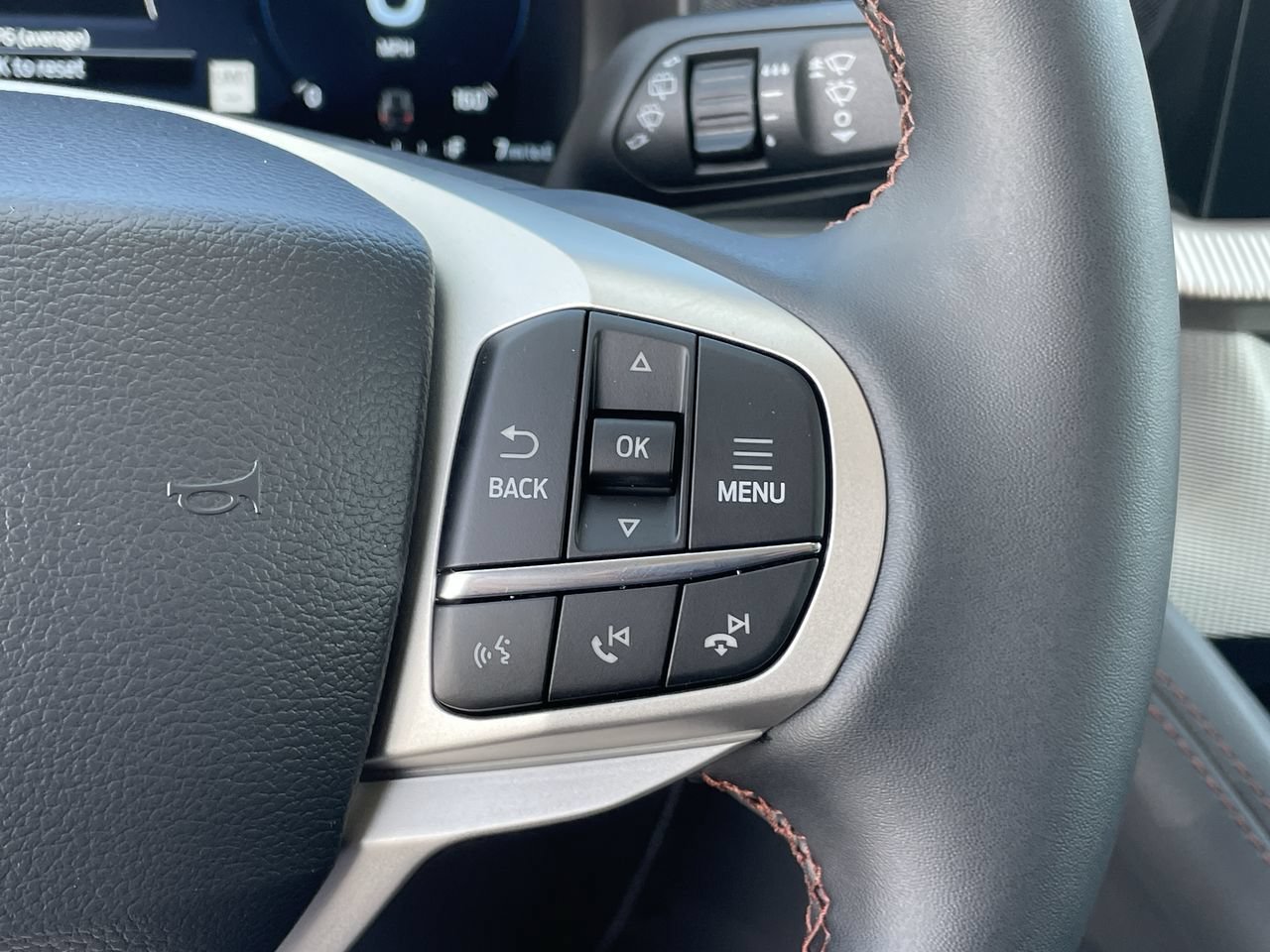 New 2026 Carbonized Gray Metallic Ford Active image 28