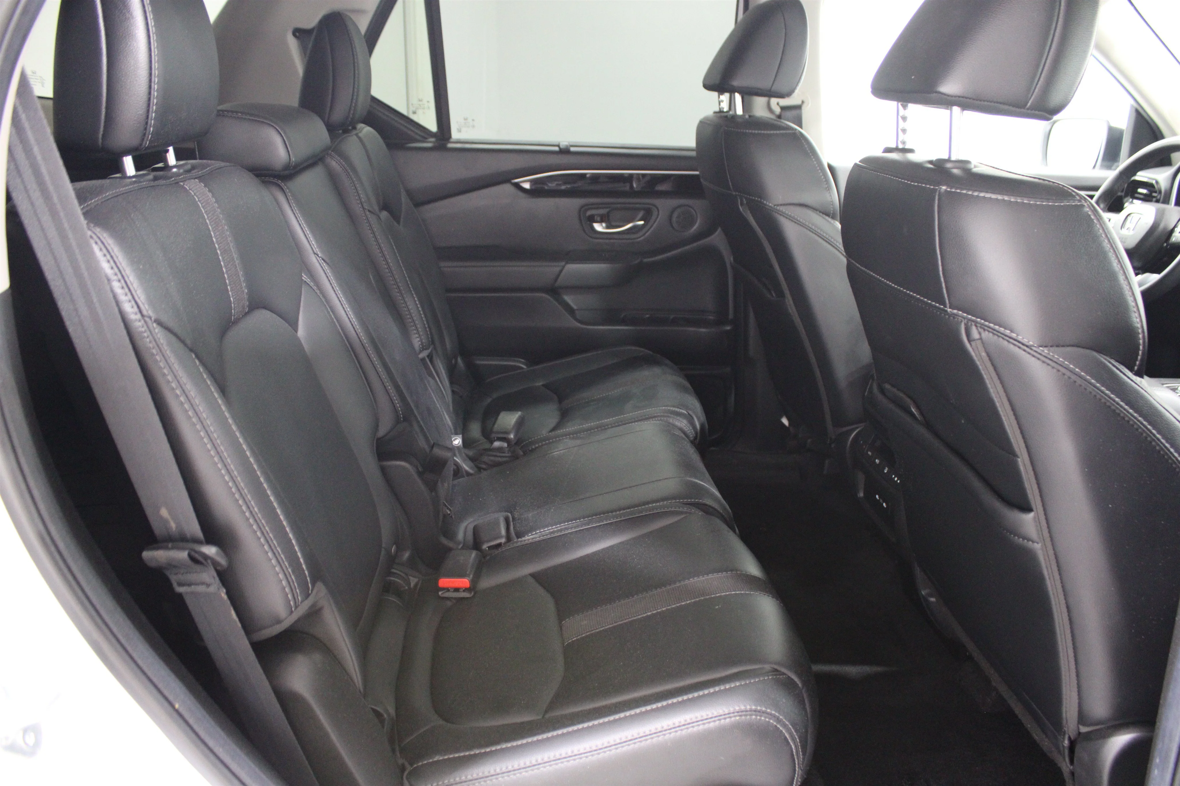 2025 Honda Pilot EX-L - Photo 25