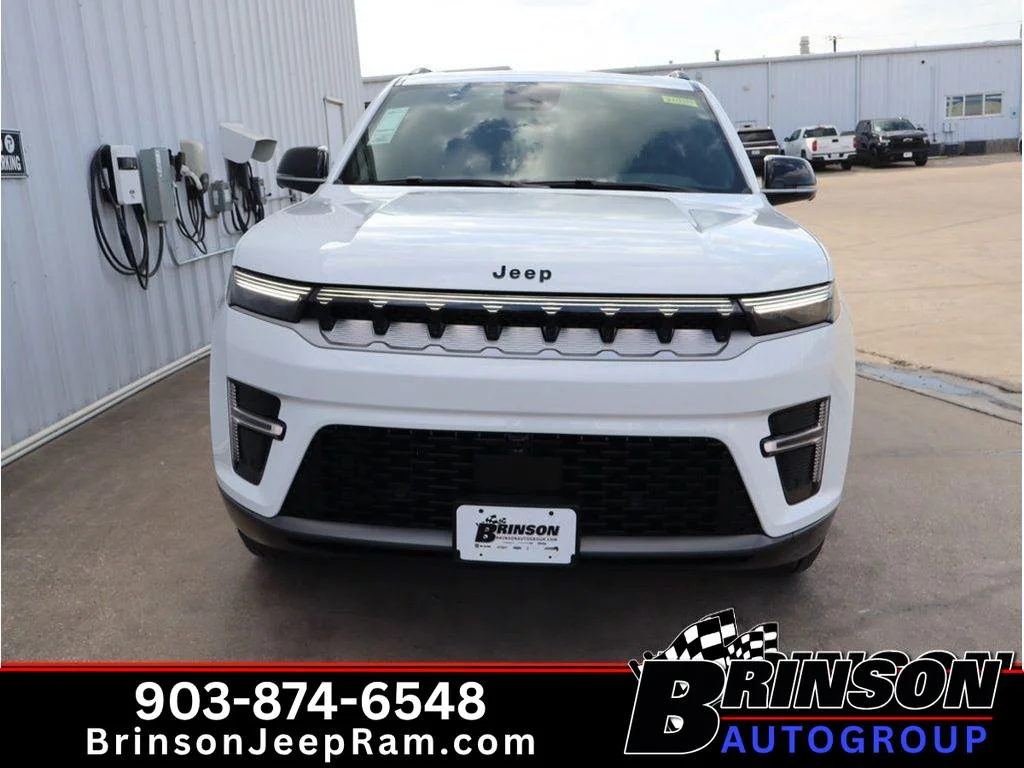 New 2026 Bright White Clearcoat Jeep Base image 3