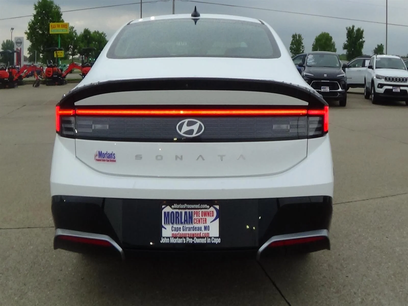 Certified Used 2025 Serenity White Pearl (w6h) Hyundai SEL image 7