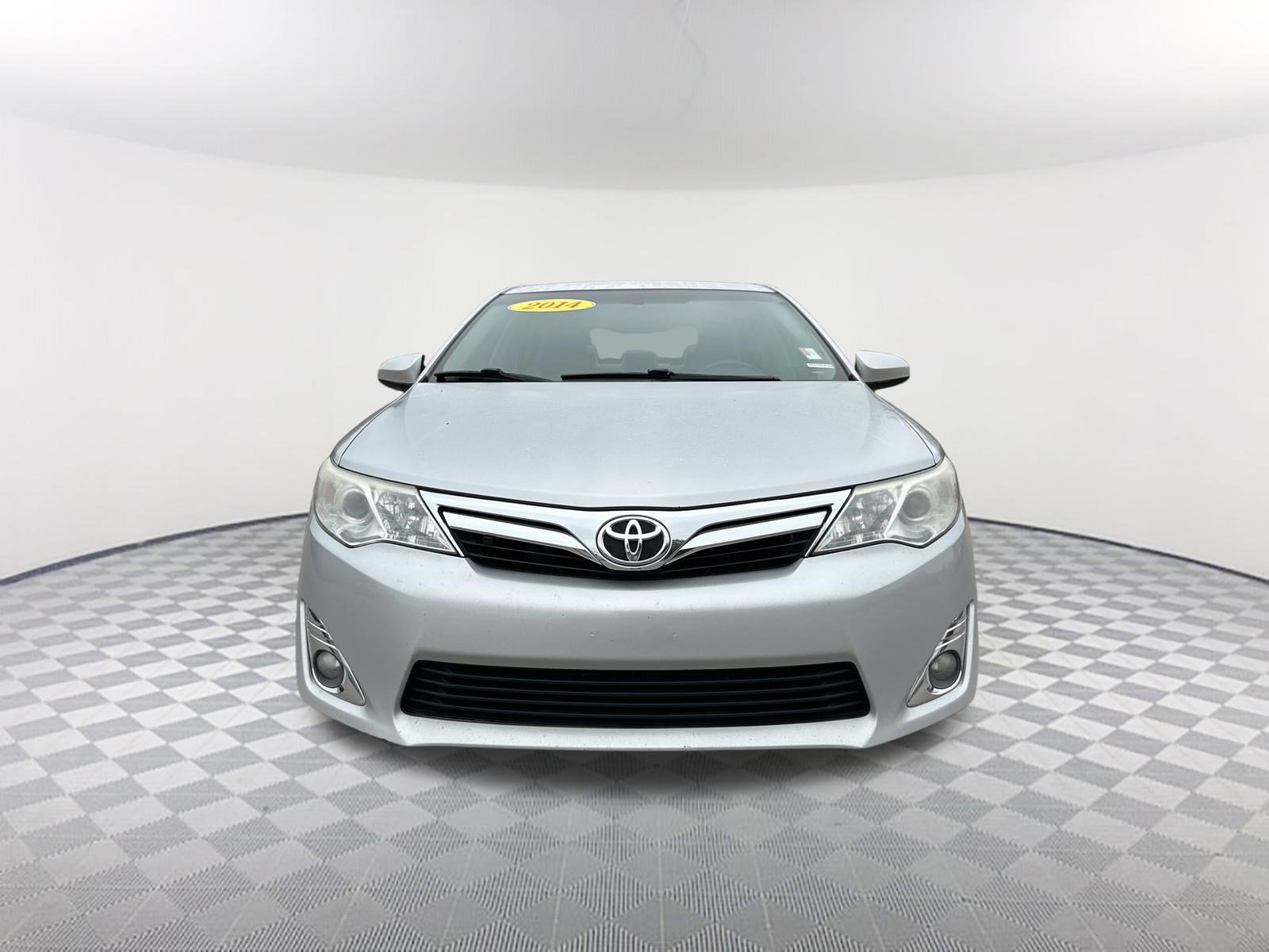 Used 2014 Toyota Camry XLE with VIN 4T1BF1FK3EU388889 for sale in LaGrange, GA