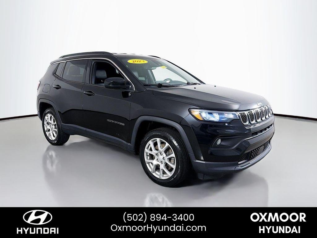 Used 2023 Diamond Black Crystal Pearlcoat Jeep Latitude Lux image 1