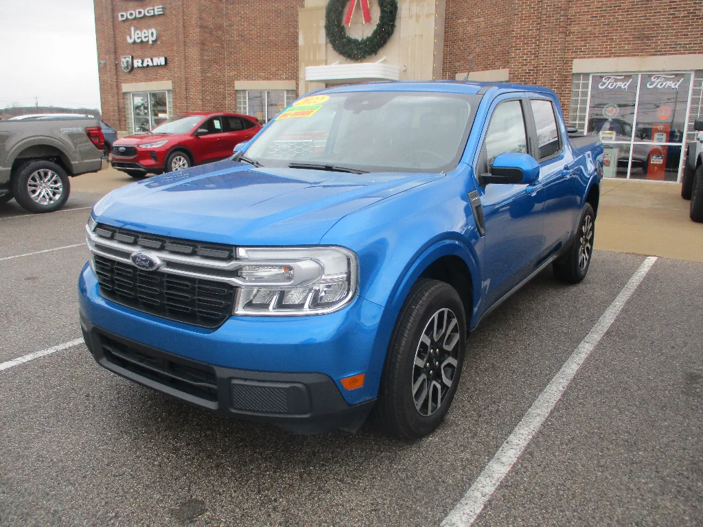 Used 2022 Velocity Blue Metallic Ford Lariat image 3