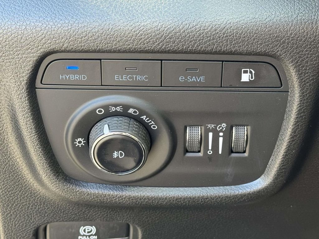 Used 2023 Black Jeep 4xe image 28