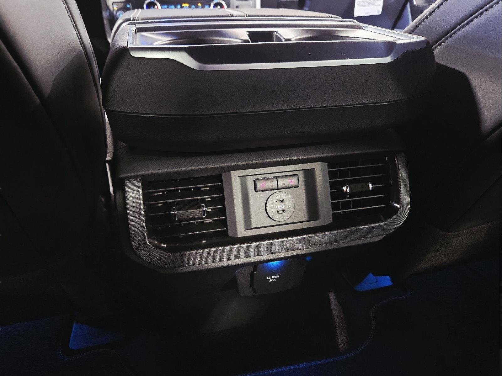 New 2026 Star White Metallic Tri-Coat Ford Platinum® image 51