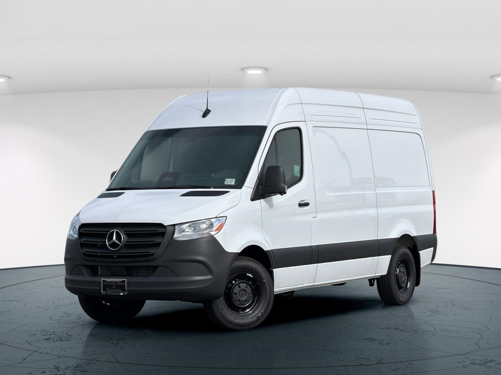 New 2026 Arctic White Mercedes-Benz 2500 High Roof SO Diesel 144 WB image 2
