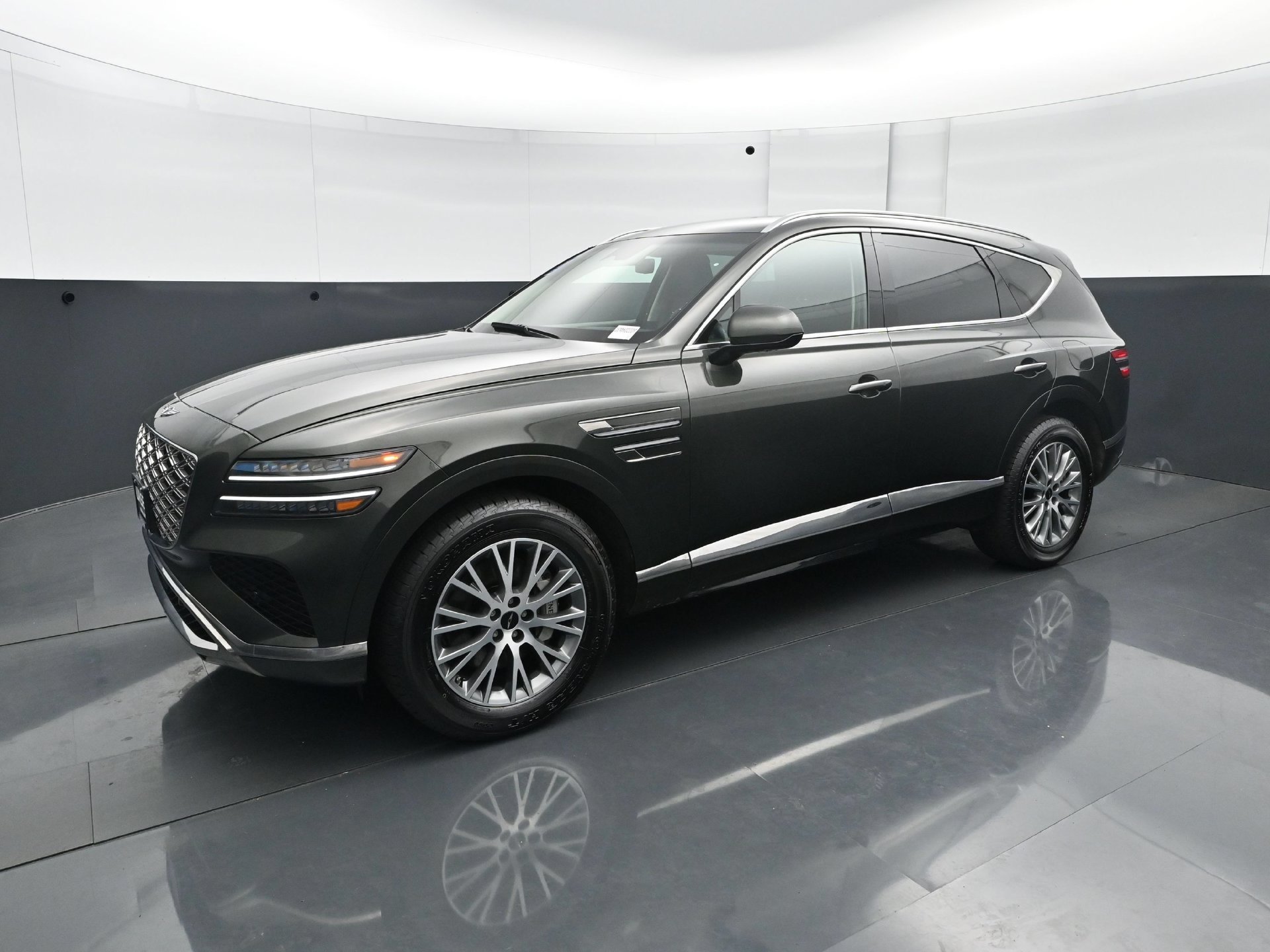 Used 2025 GENESIS GV80 Standard with VIN KMUHFESB1SU242253 for sale in Minneapolis, Minnesota