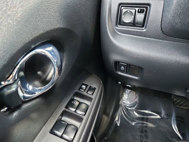 Used 2017 Silver Nissan SV image 33