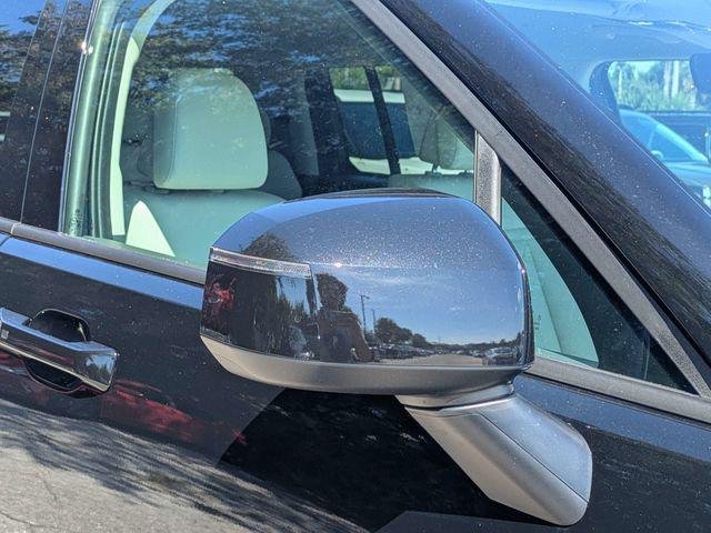 New 2027 Black Hyundai SEL FWD image 10
