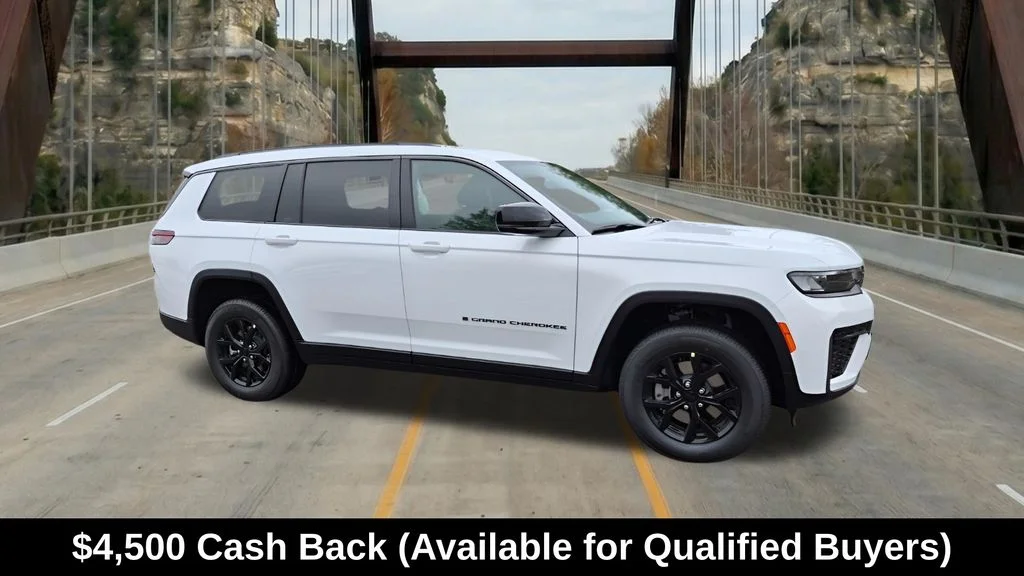 New 2026 White Jeep Altitude image 12