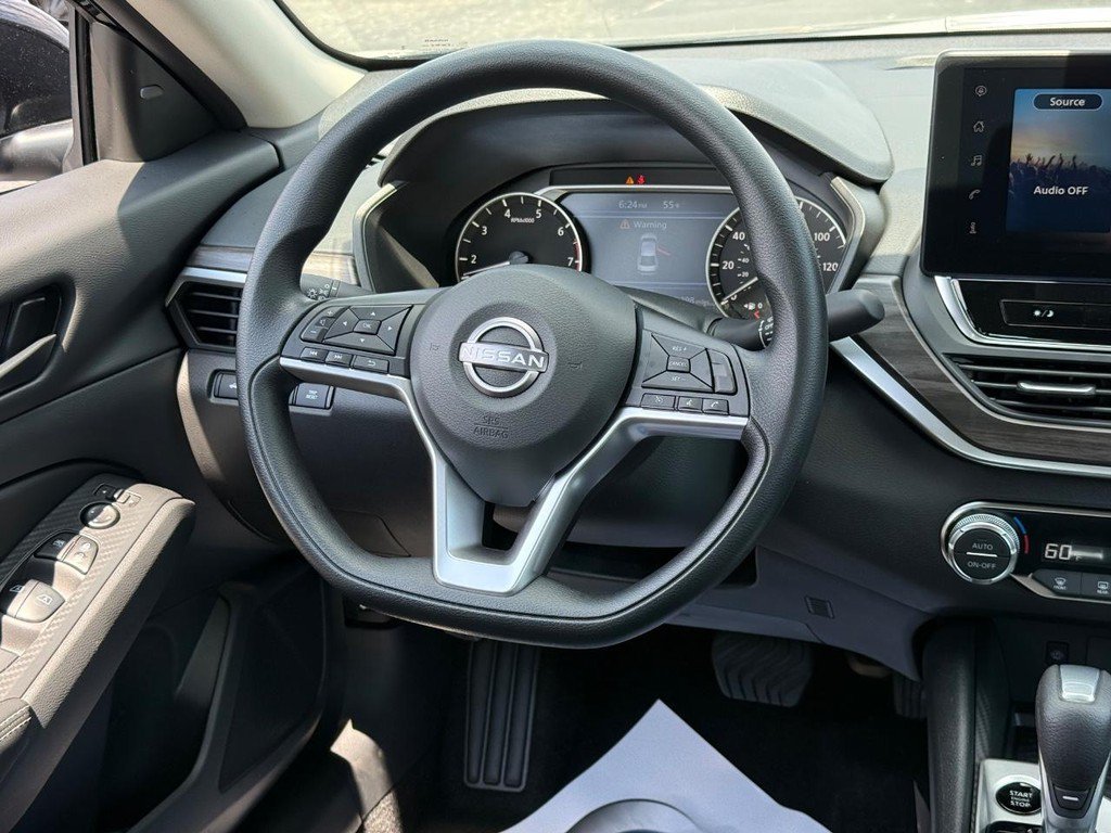 Used 2026 Black Nissan 2.5 SV image 7