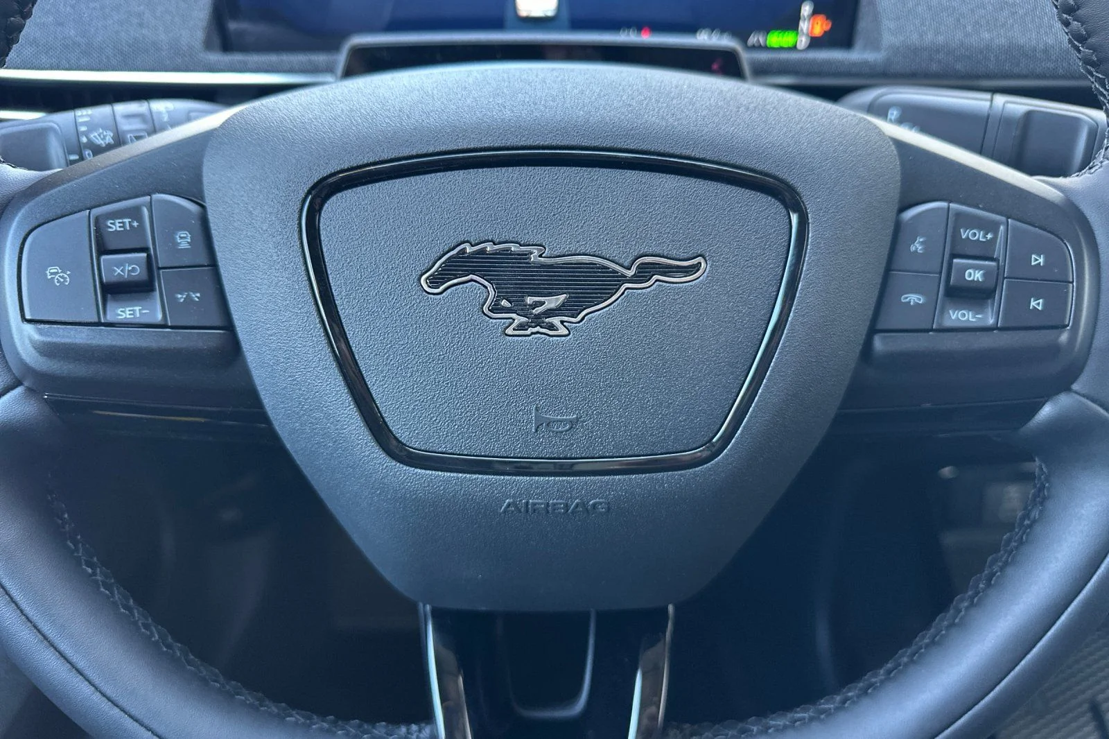 New 2026 Star White Metallic Tri-coat Ford Premium image 23