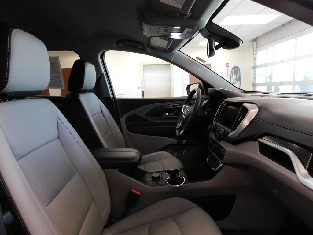 Used 2023 Sterling GMC SLT image 52