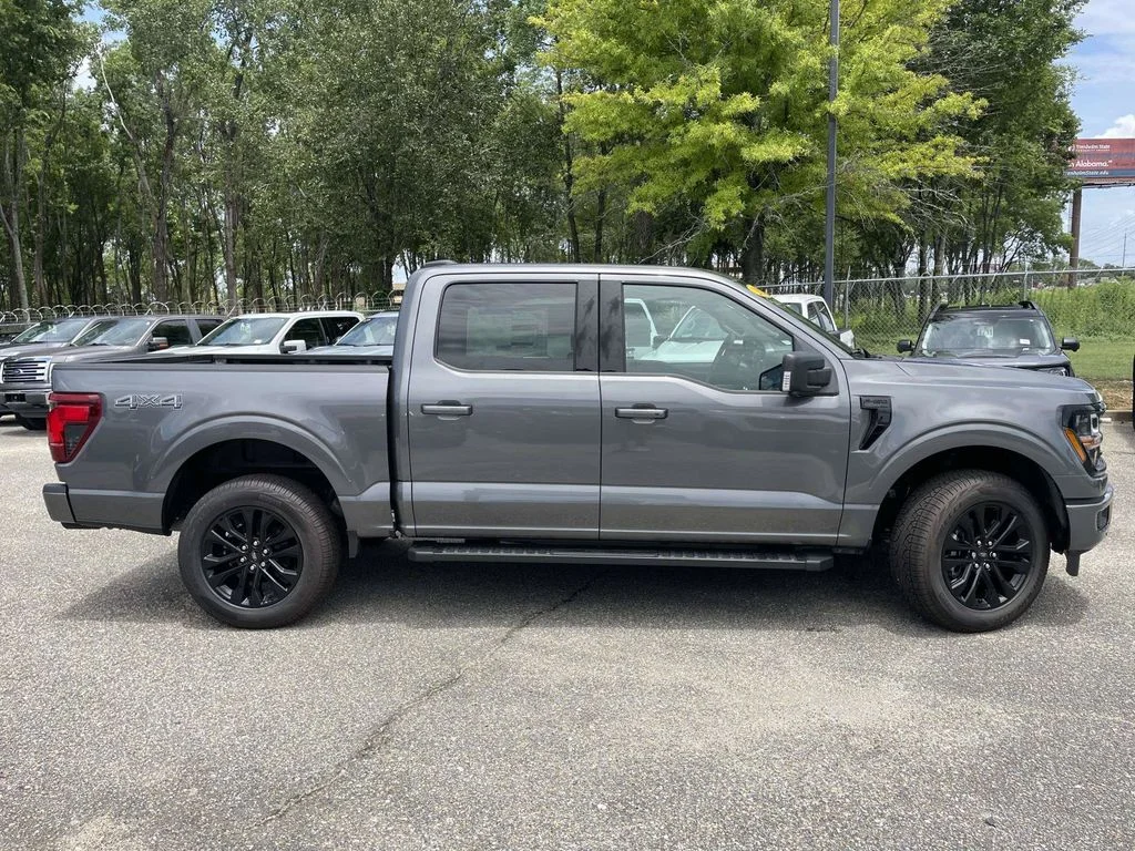 New 2026 Gray Ford XLT image 2