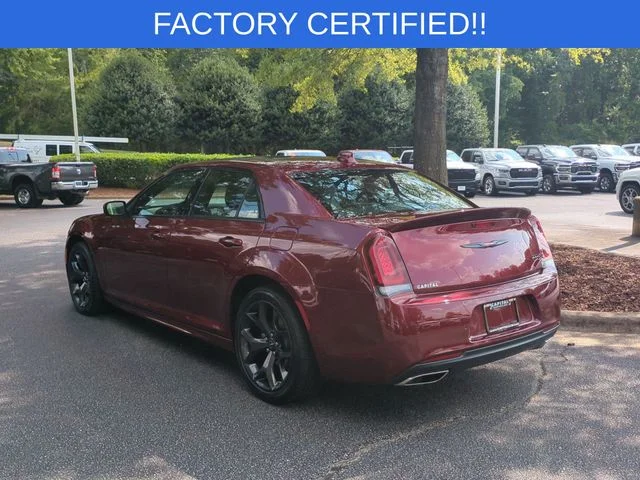Used 2023 Red Chrysler S image 3