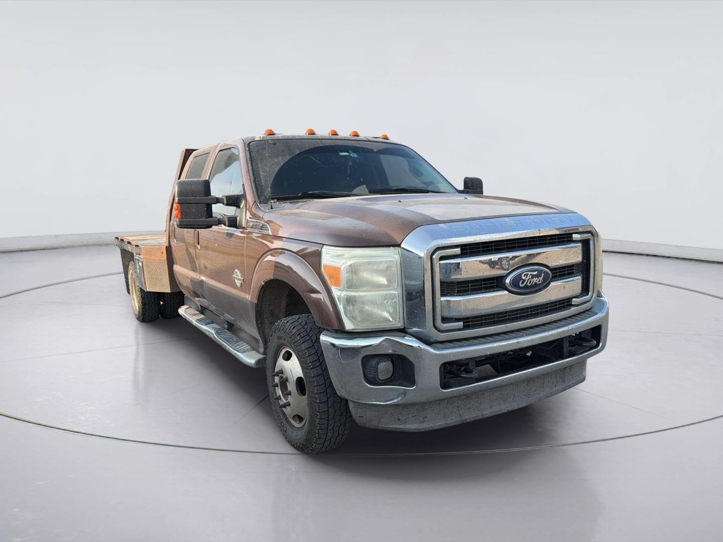 Used 2011 Golden Bronze Metallic Ford Lariat image 1