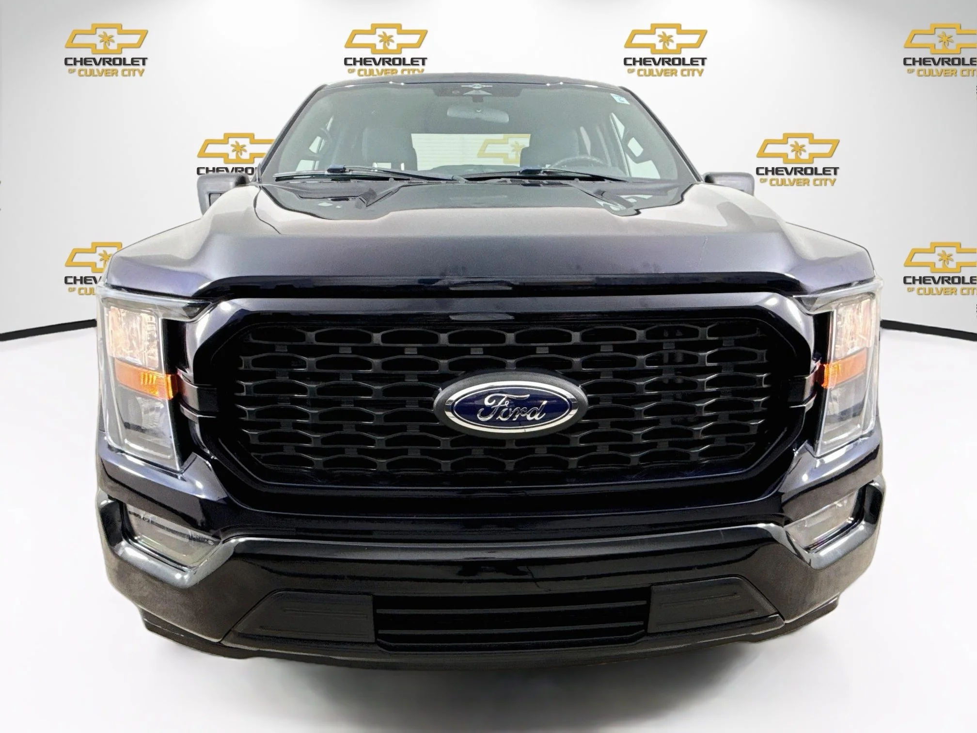 Used 2023 Blue Ford XL image 2