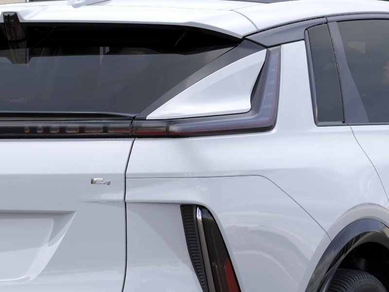 New 2027 Vibrant White Tricoat Cadillac Sport image 11