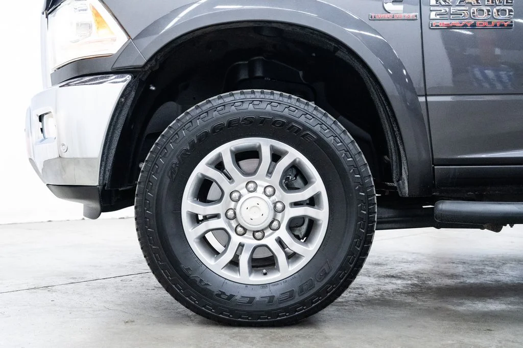 Used 2016 Gray Ram Laramie image 7