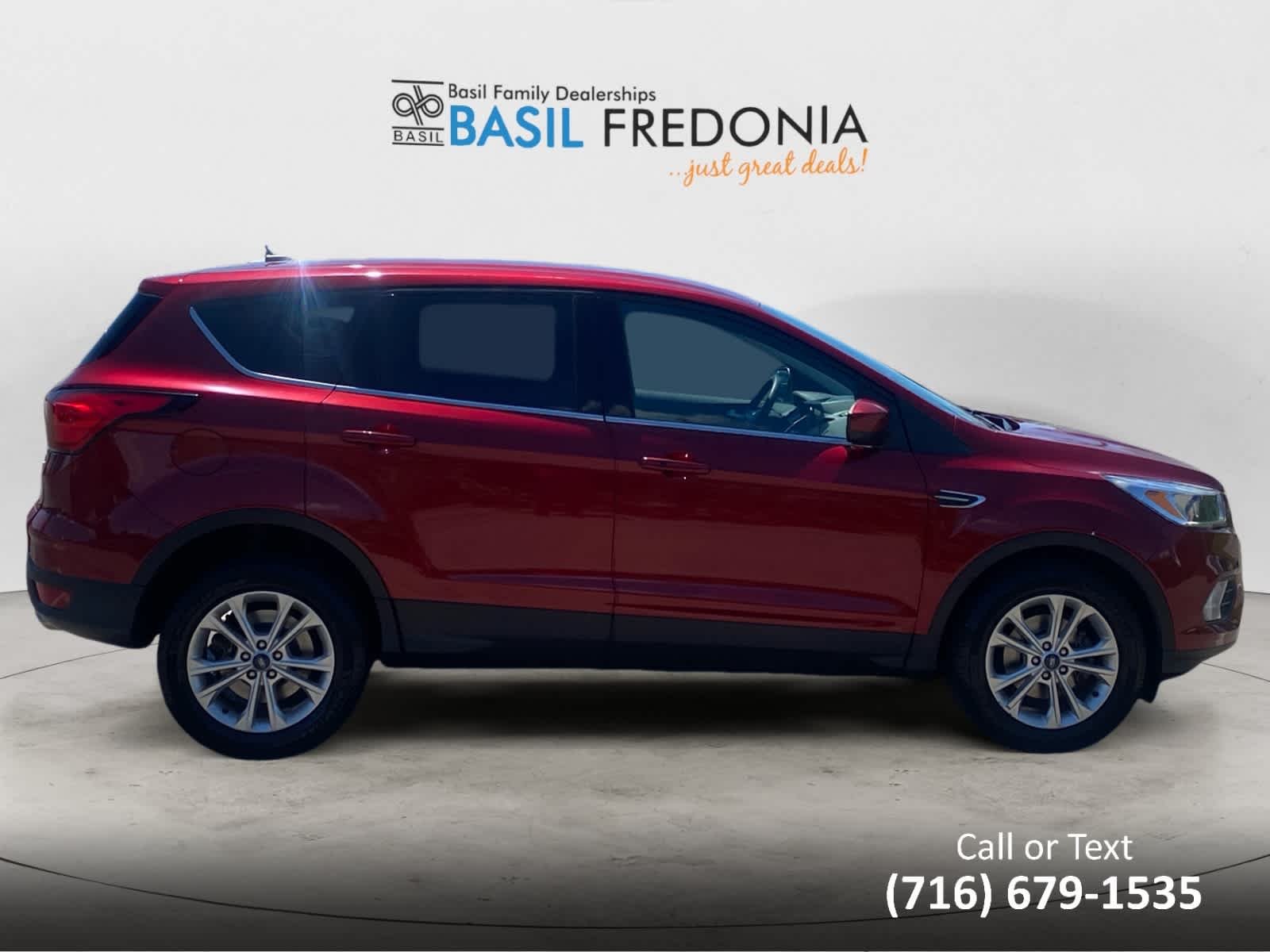 Used 2019 Ruby Red Metallic Tinted Clearcoat Ford SE image 10