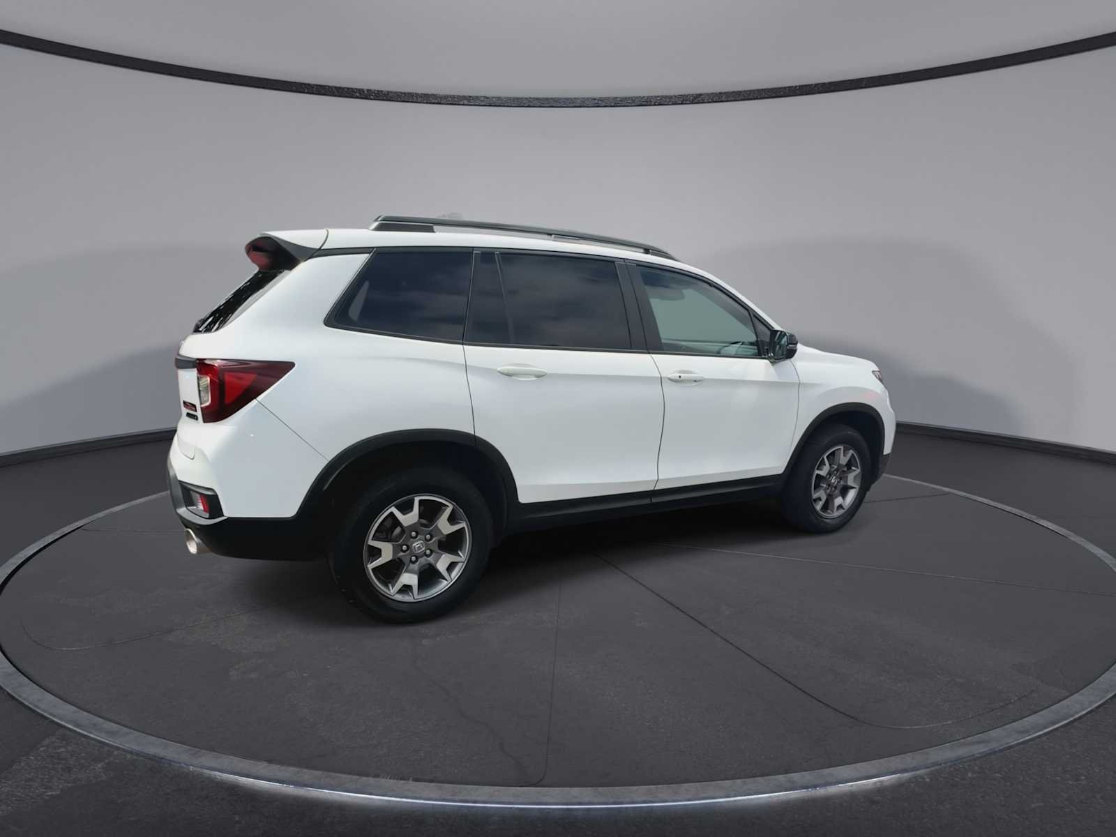 Used 2023 Platinum White Pearl Honda TrailSport image 8