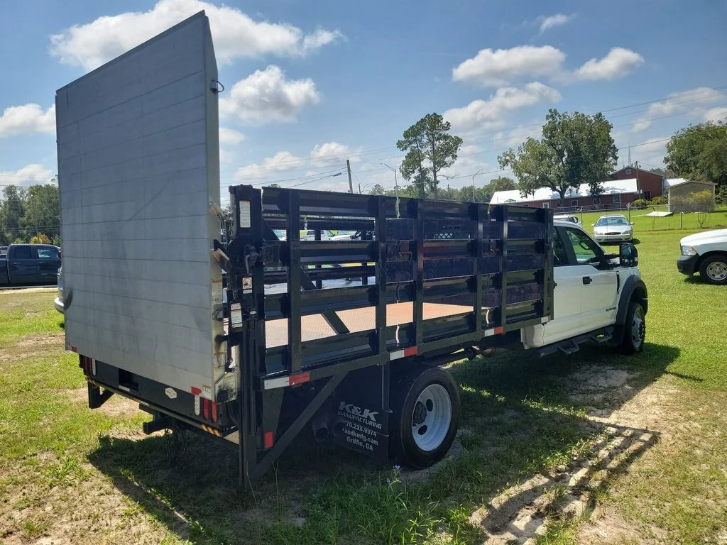 Used 2019 White Ford XL image 3