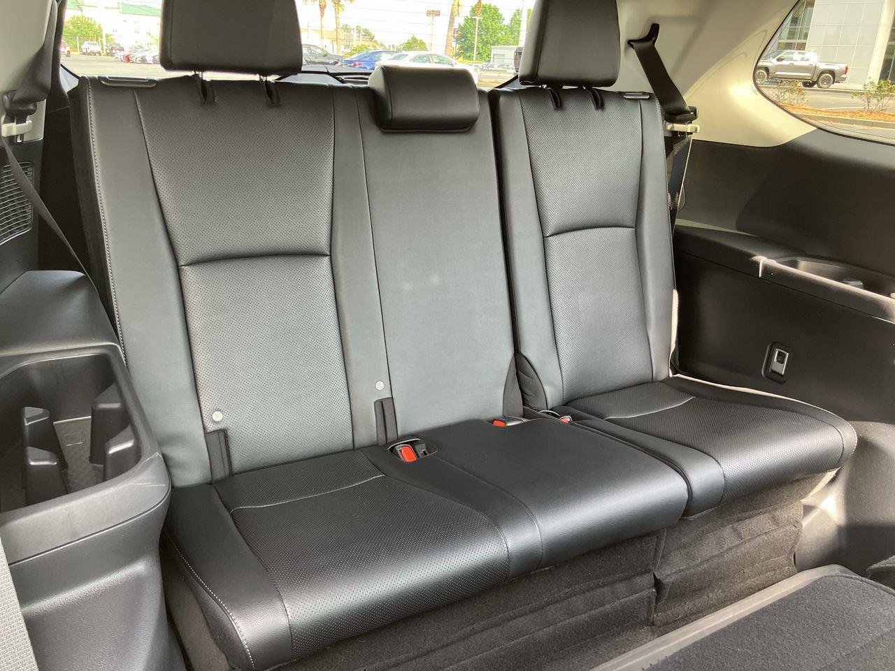 Used 2025 White (Wind Chill Pearl) Toyota Limited image 33