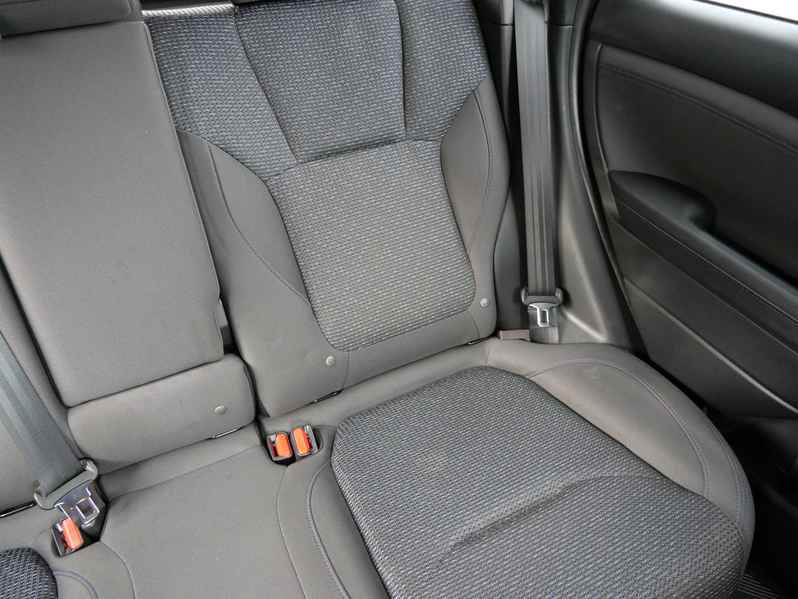 Certified Used 2025 Crystal White Pearl Subaru Premium image 14