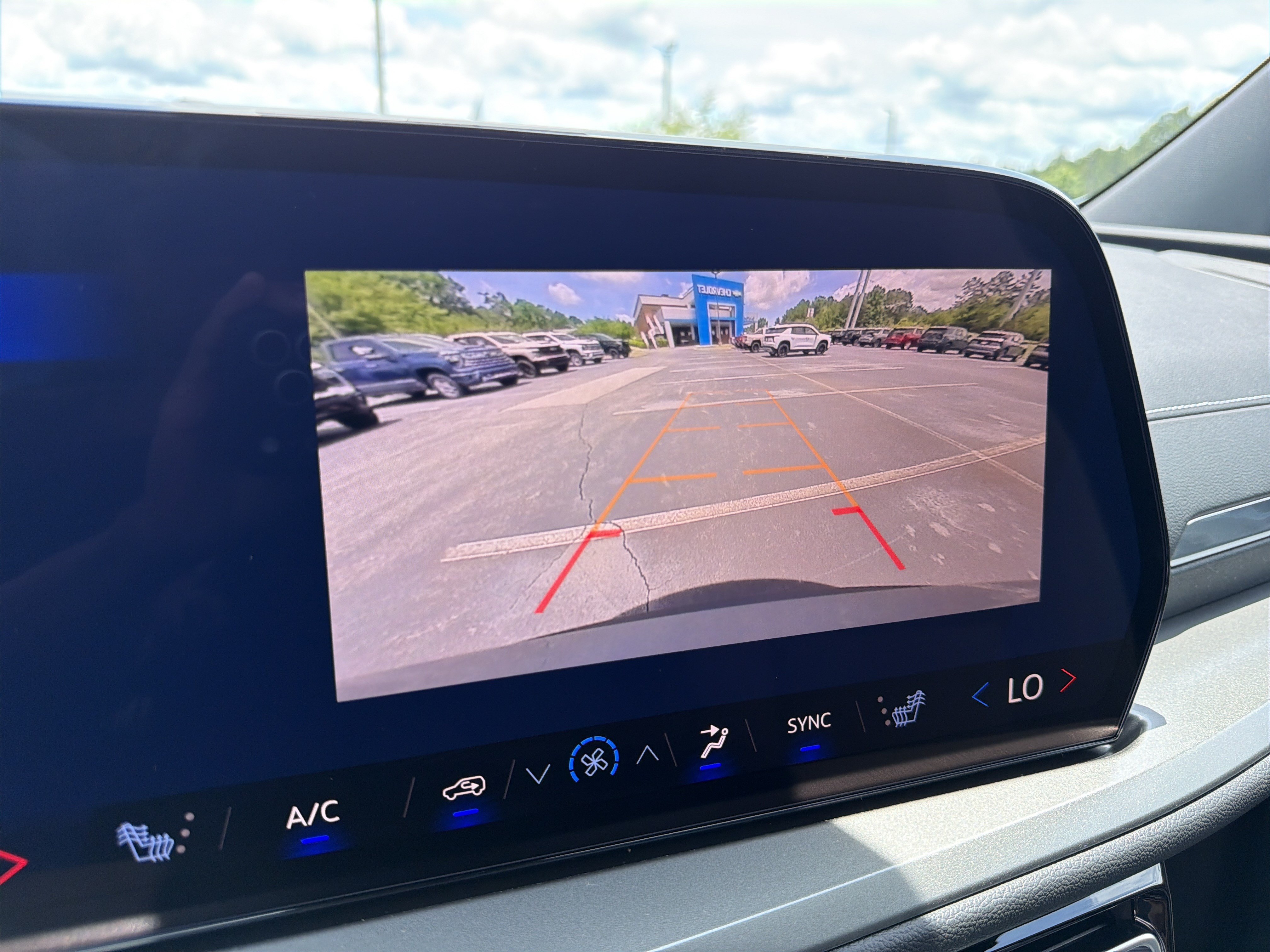 2026 Chevrolet Traverse LT - Photo 30