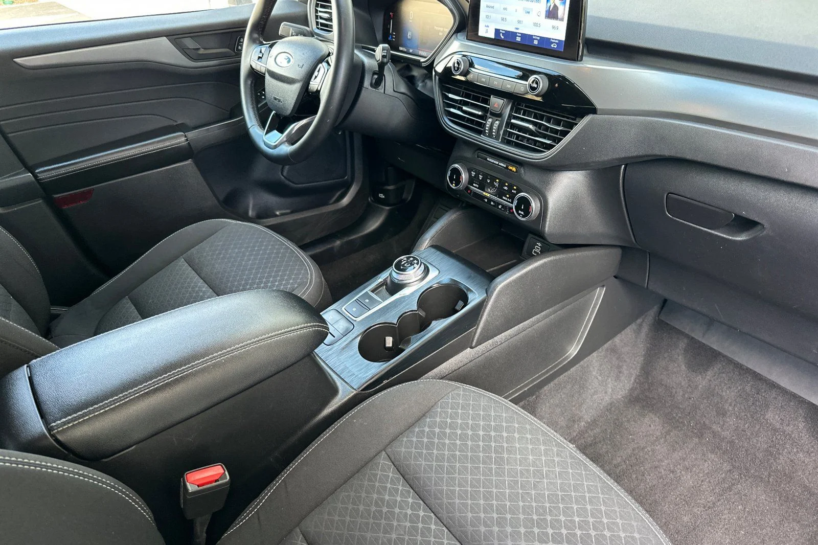 Used 2024 Blue Ford Active image 17
