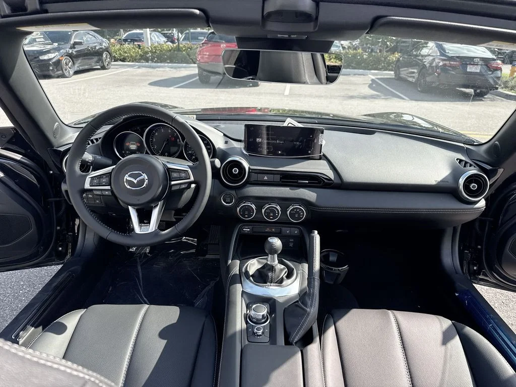 2026 Mazda MX-5 Miata RF Grand Touring - Photo 33