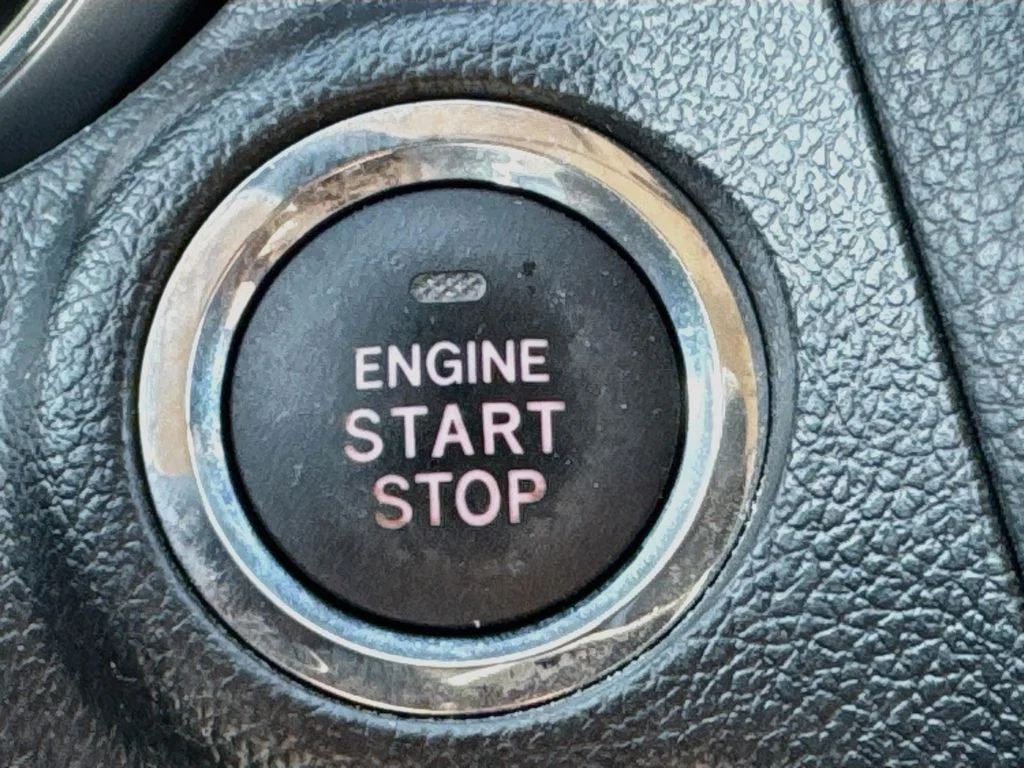 Used 2016 Blue Subaru 3.6R image 19