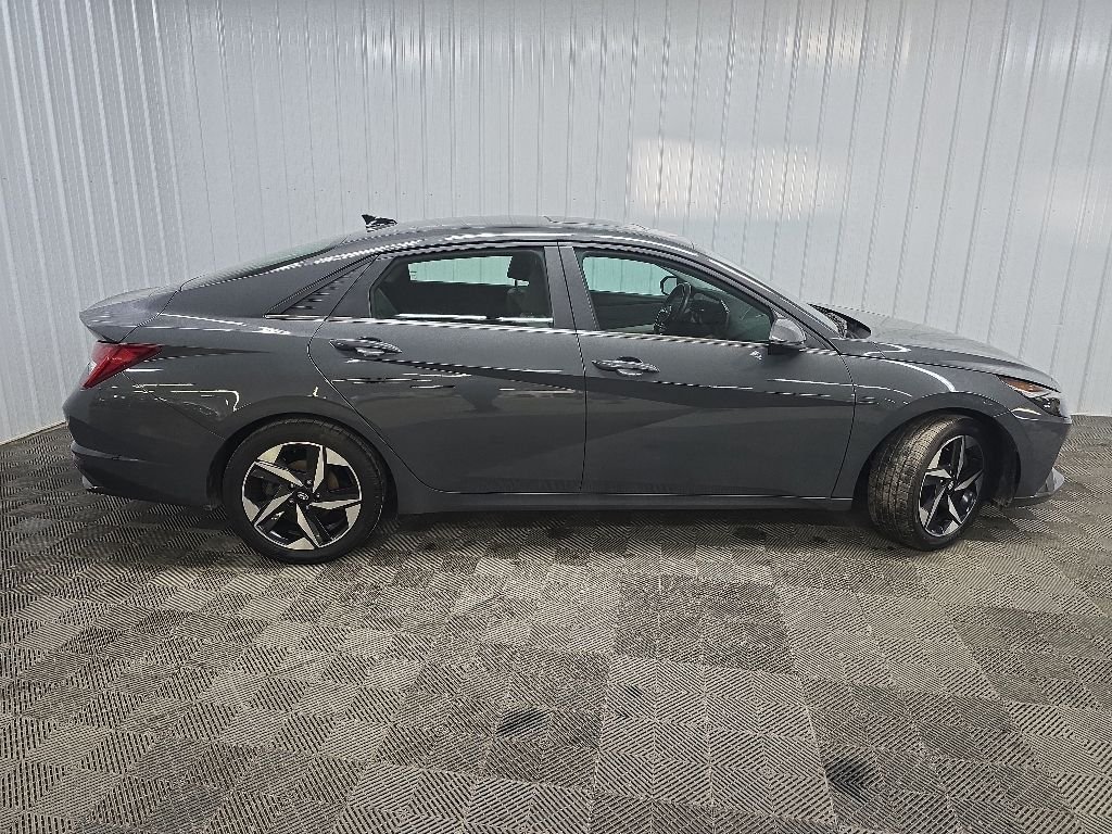 Used 2023 Gray Hyundai Limited image 2