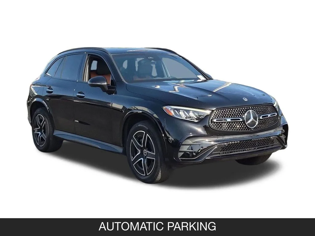 Used 2023 Black Mercedes-Benz GLC 300 image 2