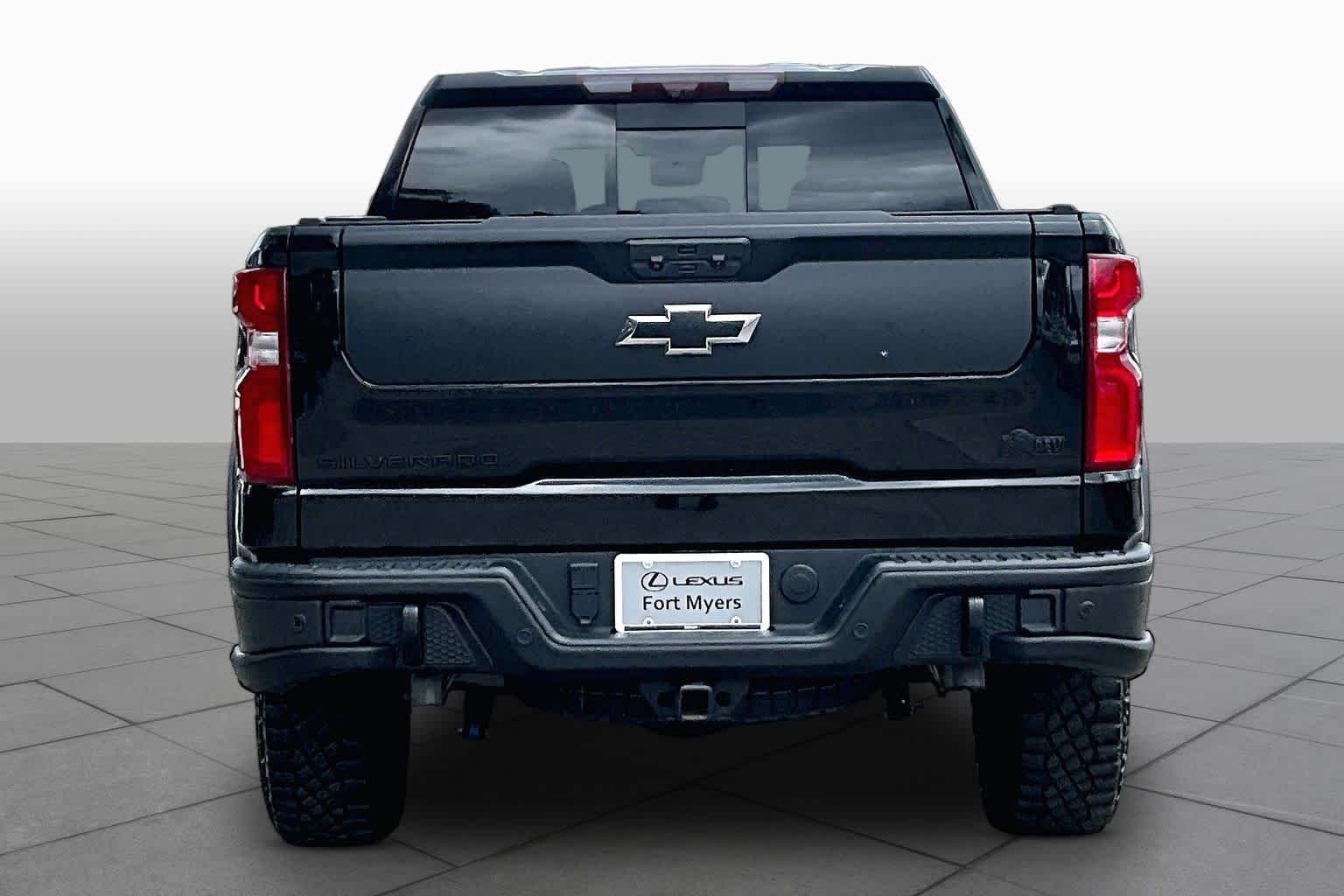 Used 2024 Black Chevrolet ZR2 image 5