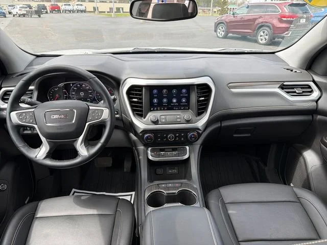 Used 2023 White Frost Tricoat GMC SLT image 32