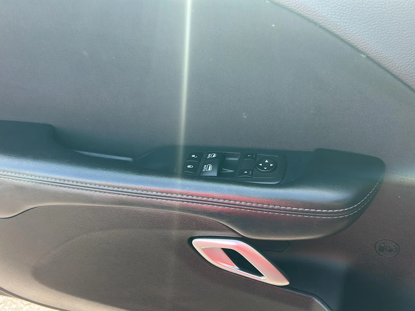 Used 2023 Torred Clearcoat Dodge R/T image 9