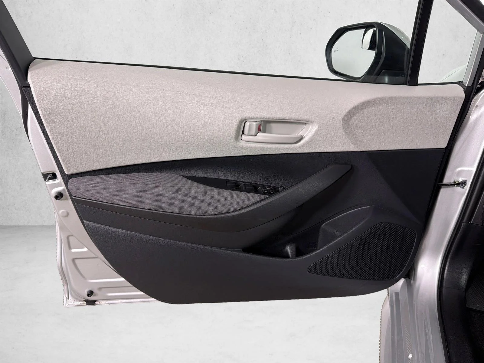 Used 2026 Classic Silver Metallic Toyota LE image 10