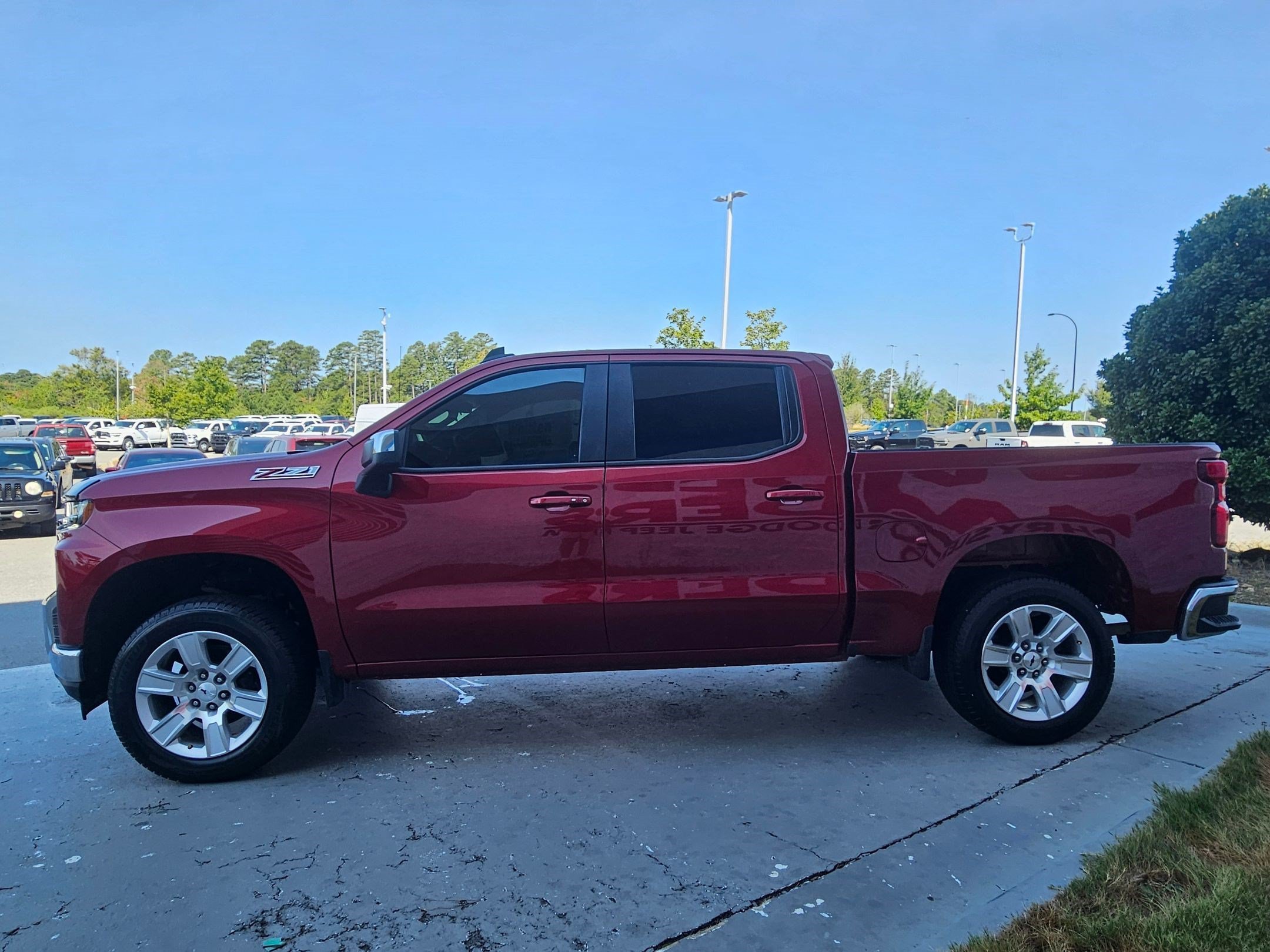 Used 2021 Cherry Red Tintcoat Chevrolet LT image 4