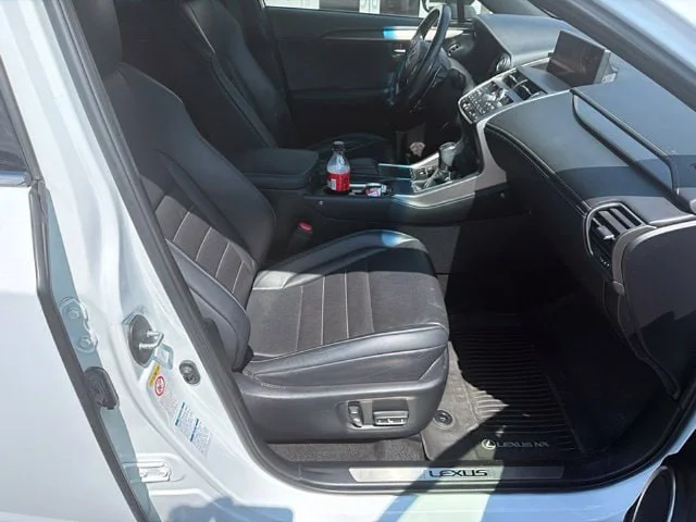 Used 2018 Ultra White Lexus 300 F Sport image 6