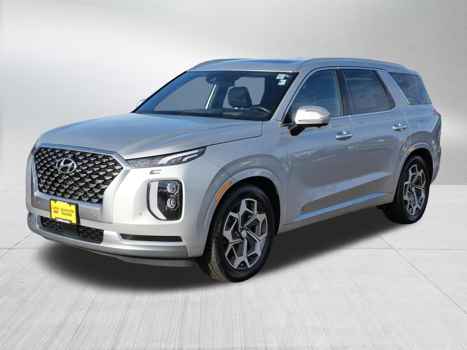 Certified Used 2021 Typhoon Silver Hyundai Calligraphy image 3