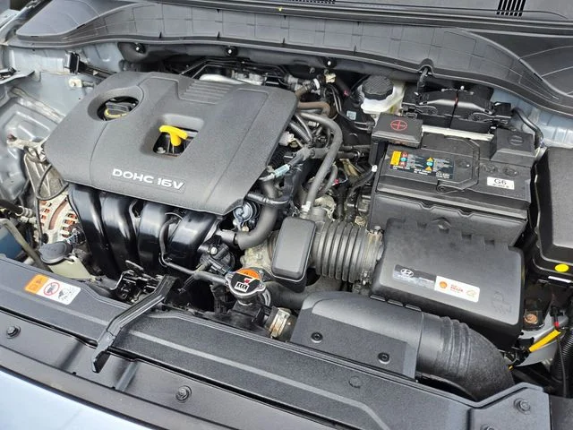 Used 2019 Silver Hyundai SEL image 23