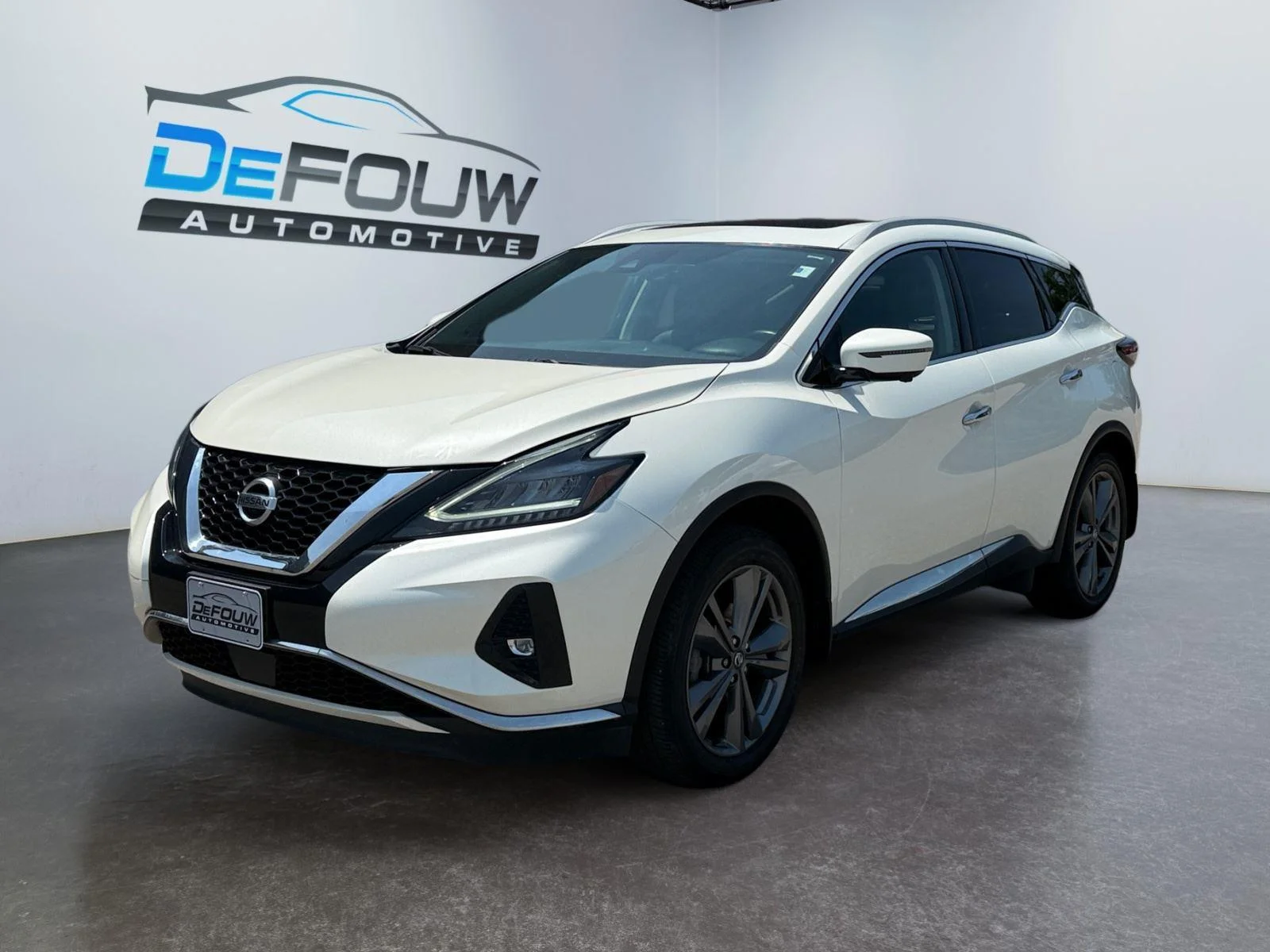 Used 2022 WHIE Nissan Platinum image 7