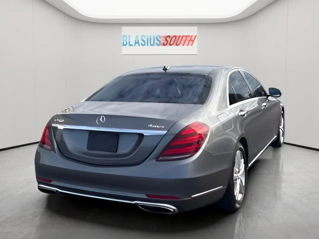 Used 2019 Gray Mercedes-Benz S 560 image 3