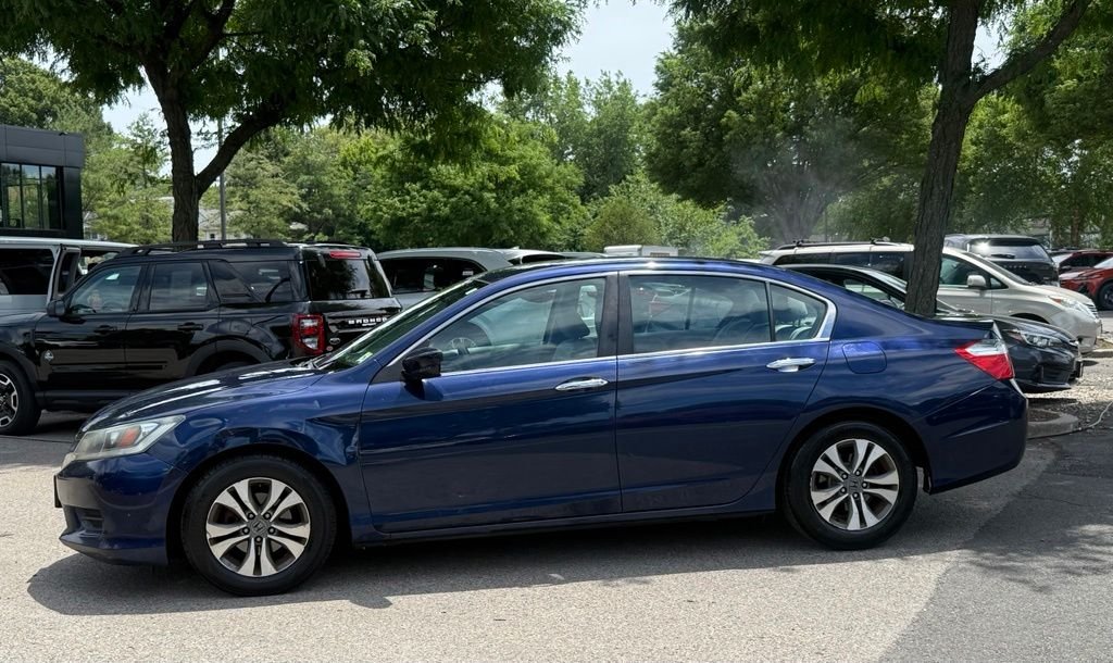 Used 2015 Blue Honda LX image 5