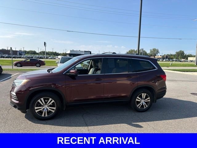 Used 2017 Red Honda EX-L image 11