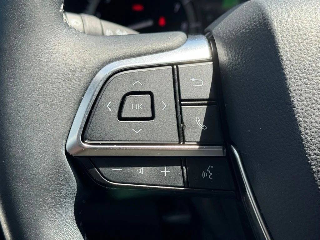 Certified Used 2021 White Toyota XLE image 26