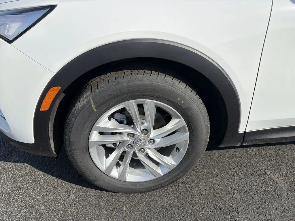 New 2026 Summit White Buick Preferred image 16