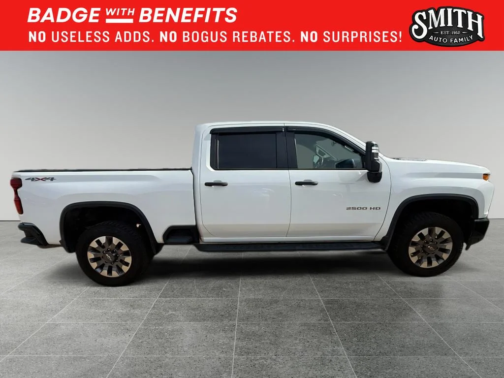 Certified Used 2022 Summit White Chevrolet Custom image 3