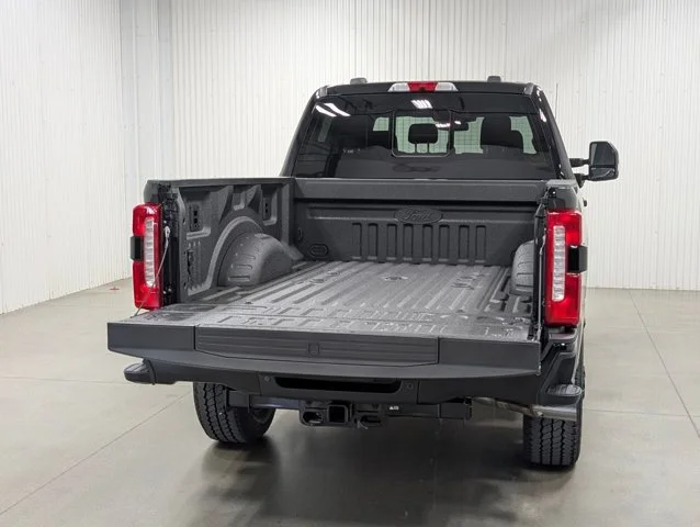 New 2026 Agate Black Metallic Ford F-250® Lariat® image 68